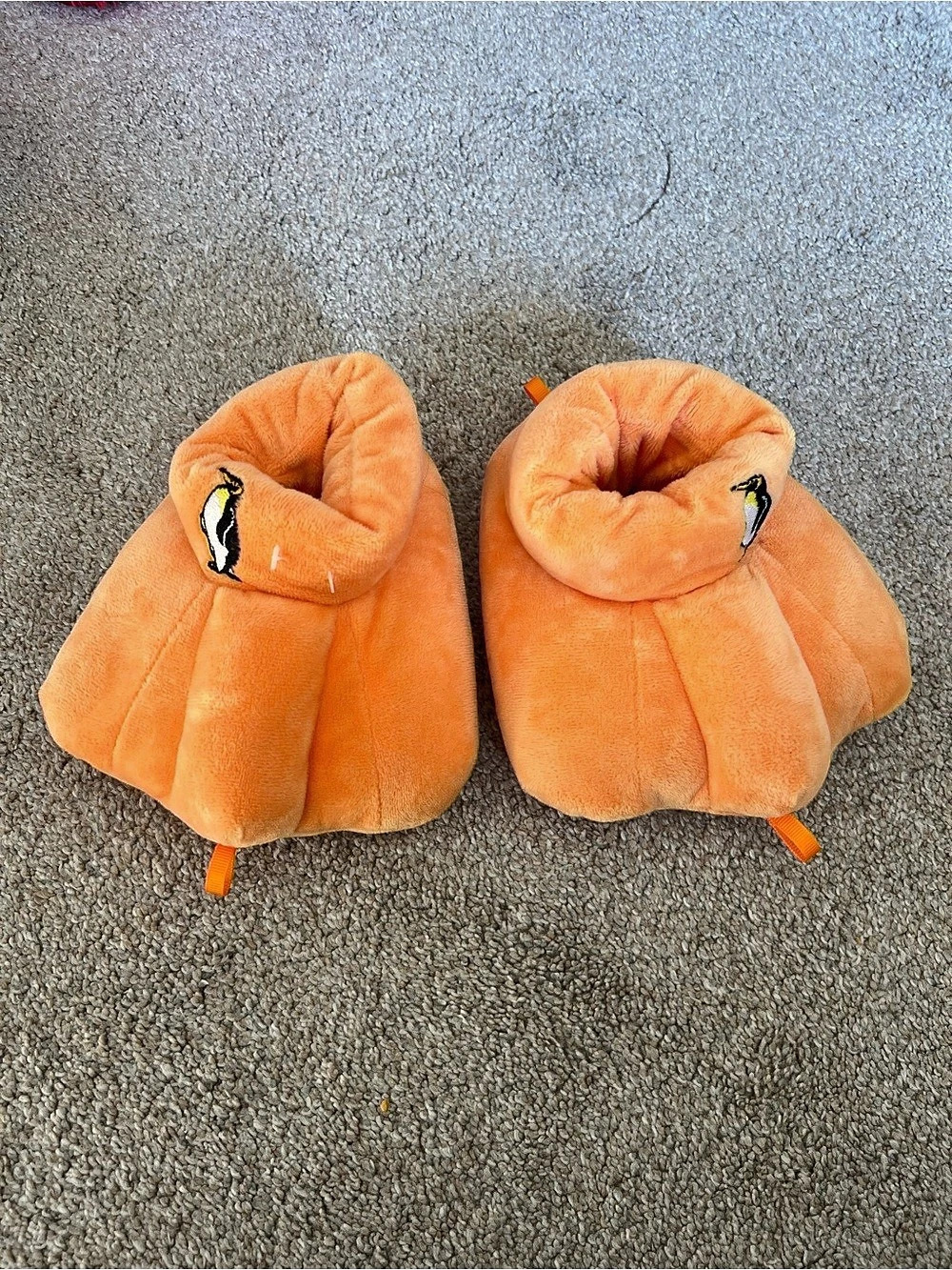 SeaWorld Kids Orange Plush Slippers Size L/XL Like New